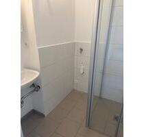 Erstbezug nach Sanierung mit Balkon: Exklusive 4-Zimmer-Wohnung - Emden