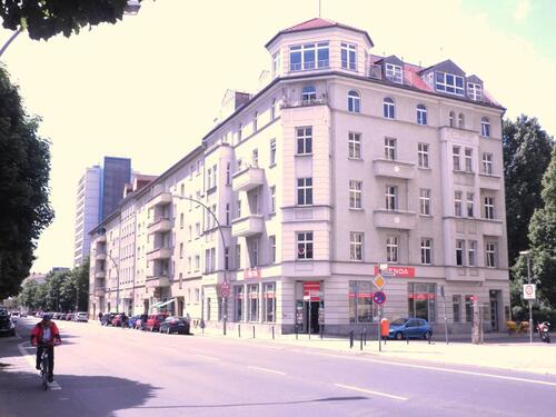 Foto - Bezugsfrei + Provisionsfrei + Saniert. 3. OG. Westbalkon. U-Bahn