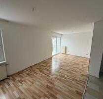Endlich raus bei Mama – 2 Zimmer für deinen Neustart mit Balkon in guter Lage - Wolfsburg