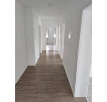 90 QM Helle 2,5-Zimmer Wohnung + Einzelgarage +Kellerabteil - Aschheim