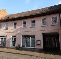 Große, helle 3-Zimmerwohnung mit Dusche und Vorratsraum - Hettstedt