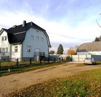 Stilvoll saniertes Herrenhaus auf 3.794 m² Grundstück - Templin