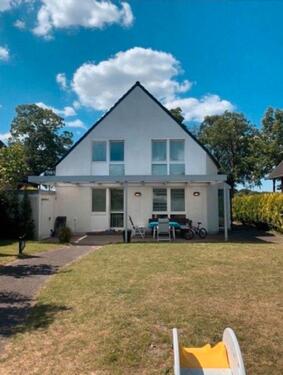 Foto - Freistehendes Einfamilienhaus an der Ried bei Feld und Wiese