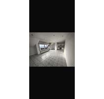 2-Zimmer DG Wohnung in BergheimZieverich - Grevenbroich