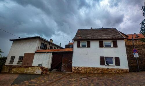 Foto - Hofreite 4-Parteienhaus mit großem Potenzial in zentraler Lage