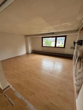 Foto - Unrenovierte 4 ZKB mit EBK und Balkon im Stadtteil Idar