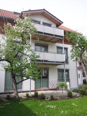 Foto - Helle 2 Zi EG-Wohnung in 2011 erbautem ökologischem Holzhaus