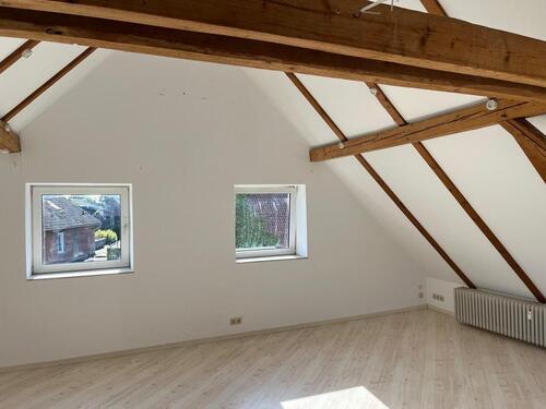 Foto - Gemütliche und geräumige 2.-Zi. Whg mit Loggia direkt in Selsingen