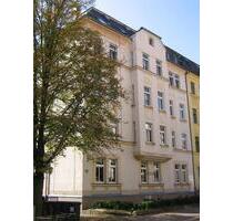 ZWICKAU, MARIENTHAL: Große helle 3-Raumwohnung mit moderner EBK und Balkon