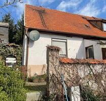 Altes Erbstück - 55.000,00&nbsp;EUR Kaufpreis, ca.&nbsp; 200,00&nbsp;m&sup2; in Erfurt (PLZ: 99087) Hohenwinden