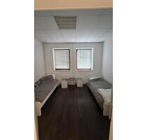 WG Zimmer zu vermieten in Perlach - München Nymphenburg WG Zimmer zu vermieten in Perlach - München Nymphenburg
