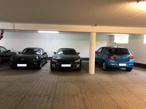Foto - Tiefgaragenstellplatz - 80,00 EUR Miete,
