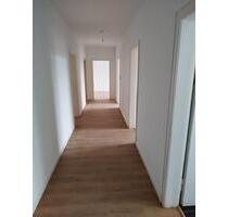 4-Zimmer Wohnung-frisch renoviert in Mönchengladbach-Rheydt 4-Zimmer Wohnung-frisch renoviert in Mönchengladbach-Rheydt