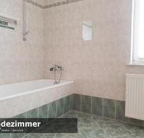 2-Raum Wohnung in ruhiger Lage, Stellplatz möglich - Zwickau Neuplanitz