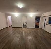 Apartment-Wohnung in Bergisch Gladbach Moitzfeld zu vermieten - Köln Nippes