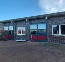Lagerhalle zu vermieten - 1.200,00&nbsp;EUR Kaltmiete, ca.&nbsp; 6,00&nbsp;m&sup2; in Schwarzenbek (PLZ: 21493)