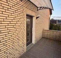 3-Zimmer Wohnung im Obergeschoss mit Balkon & großen Garten - Scheeßel