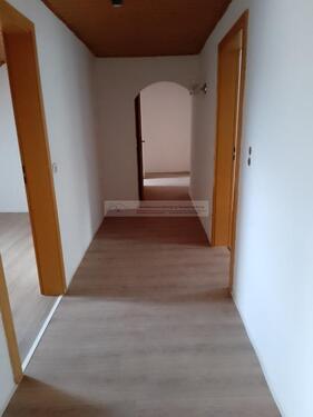 Foto - Zentral wohnen am Stadtpark – großzügige 3 Zimmer-DG Wohnung in Marktredwitz zu vermieten