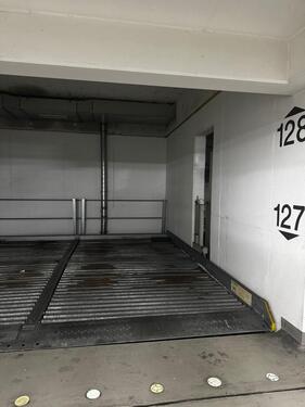 Foto - Tiefgaragen-Stellplatz zu vermieten, Neustadt Kohlplatz