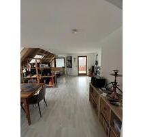 Möblierte 2.5 Zimmer Wohnung im 2.OG mit Balkon in Filderstadt