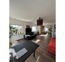 Sonnige 3-Zimmer-Wohnung mit Balkonterrasse & Kamin (Symrise) - Holzminden