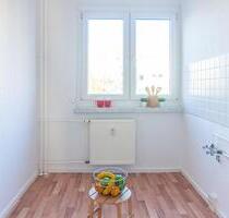 Nahe Parkanlage gelegene 2-Raum-Wohnung mit Balkon - Chemnitz Helbersdorf