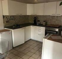 Schöne 2-Zimmer-Wohnung mit Balkon und EBK in Hohenwart