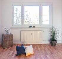 3-Raum-Wohnung mit Tageslichtbad, nahe Rosengarten - Chemnitz Helbersdorf