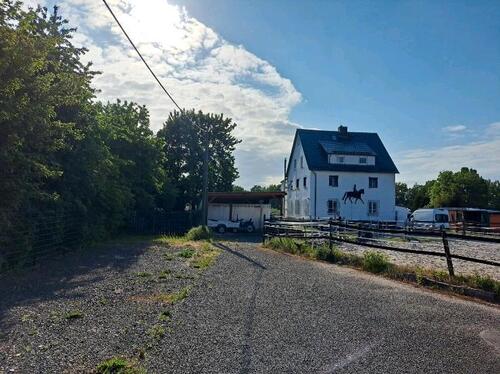 Foto - Mehrfamilienhaus, Wohnhaus in Limbach-Oberfrohna zum Kaufen
