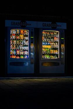 Foto - Außenstellplatz für Snack-Getränke Automaten zu vermieten