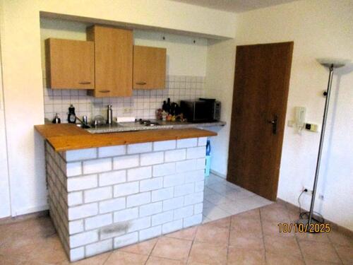 Foto - Gemütliche Souterrainwohnung mit Badewanne und separatem Kellerra