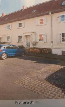 Foto - Kernsaniertes Reihenhaus 6 Zi, 2 Bäder in Gi zu ersteigern