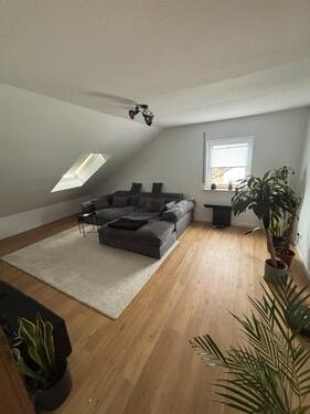 Foto - 3 Zimmer Dachgeschoss - 950,00 EUR Kaltmiete, ca.  81,00 m²