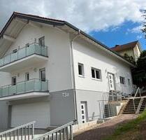 Erstbezug: 3-Zimmer Neubauwohnung mit EBK, Balkon und Solarstrom - Rockenhausen