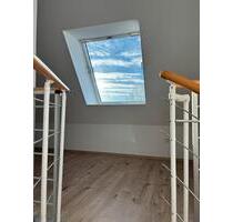 Helle renovierte 3-Zi Wohnung mit Dach Terrasse in Knetterheide - Bad Salzuflen