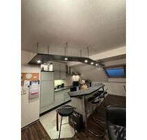 3 Raum-Dachgeschosswohnung mit Einbauküche - Reichenbach im Vogtland