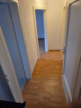 Foto - Zu Vermieten 2-Zimmer-Wohnung Küche Bad 390 €