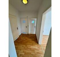 3-Zimmer-Dachgeschosswohnung mit Einbauküche Nähe AKH - Celle Altenhagen