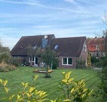 Großzügige Haushälfte mit Traumgarten & Terrasse - Dornum