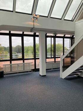 Foto - Bürofläche mit besonderem Flair über 2 Etagen – Dachgeschoss in der Aachener Straße