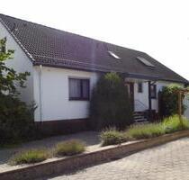 Einfamilienhaus mit Einliegerwohnung in Hastenbeck, Hameln