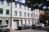 Foto - Altbaucharme pur: Lichtdurchflutete Wohnung mit eigenem Gartenplatz