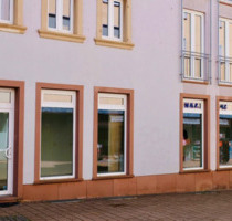 Gewerbefläche am Kirchplatz in Merzig zu vermieten – 95 m² Erdges