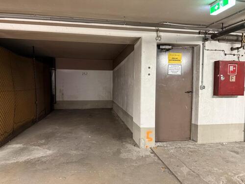 Foto - Tiefgaragenstellplatz in zentraler Lage München– Nähe Ostbahnhof