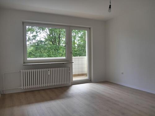 Foto - Schöne 3-Zimmer-Wohnung mit Tageslichtbad und Balkon in Neu-Isenburg zu vermieten
