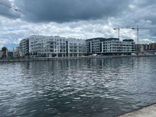 Foto - Berlin arbeitet - in Stettin wohnen