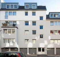 Individuelle 3-Zimmer-Wohnung - 989,00&nbsp;EUR Kaltmiete, ca.&nbsp; 80,00&nbsp;m&sup2; in Köln (PLZ: 51065) Mülheim