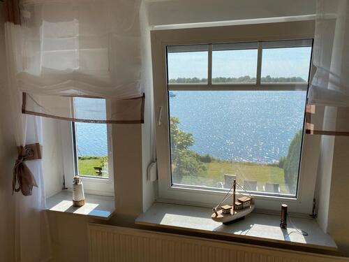 Foto - Ferienhaus am Wasser, See Steg Boot Sauna - Angelurlaub Seezugang