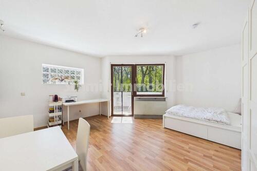 Foto - Single-Wohnung mit Balkon und Blick in den Stadtwald