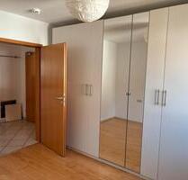 3 Zimmer Wohnung in Traunreut mit neuer Küche, Balkon, Garderobe, 3 Zimmer Wohnung in Traunreut mit neuer Küche, Balkon, Garderobe,